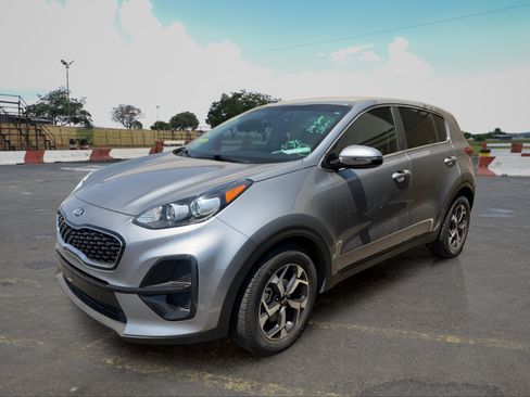 Used 2020 Kia Sportage LX w/ LX Popular Package FWD image 4