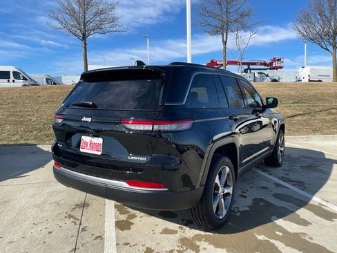 New 2026 Jeep Grand Cherokee Limited w/ Trailer Tow Package AWD/4WD image 6