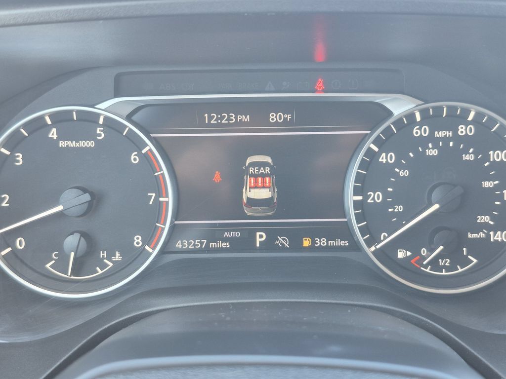 Used 2025 Nissan Rogue SV AWD/4WD image 21