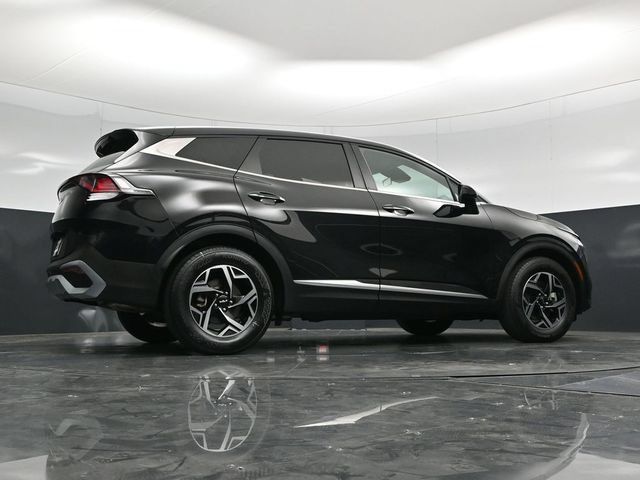 Used 2025 Kia Sportage LX FWD image 52