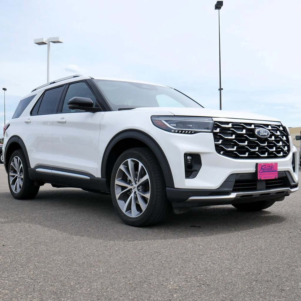 Used 2025 Ford Explorer Platinum w/ Ultimate Package AWD/4WD image 13