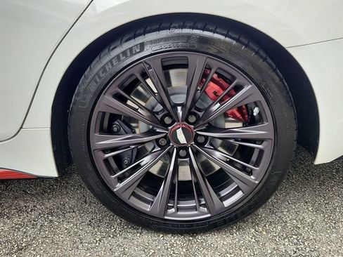 Certified 2024 Cadillac CT5 V Blackwing w/ LPO, Red Accent Package image 34