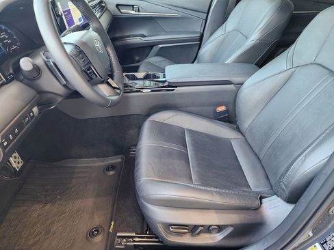 Used 2025 Toyota Camry XSE image 47