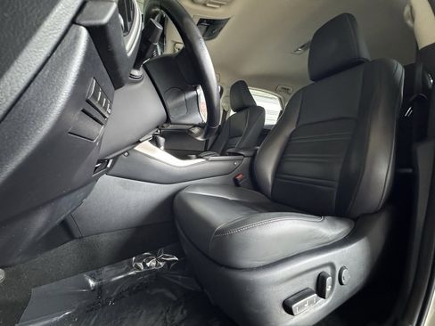 Used 2017 Lexus NX 200t FWD image 11