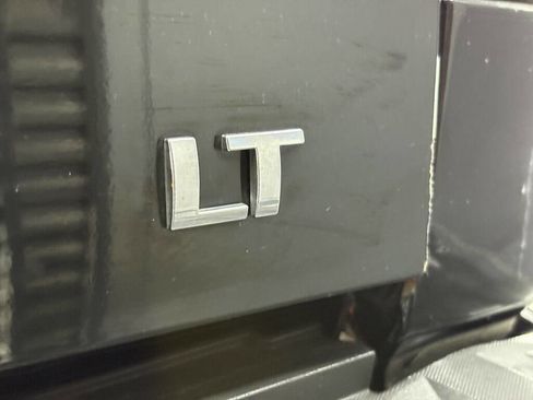 Used 2018 Chevrolet Silverado 1500 LT w/ All Star Edition image 27