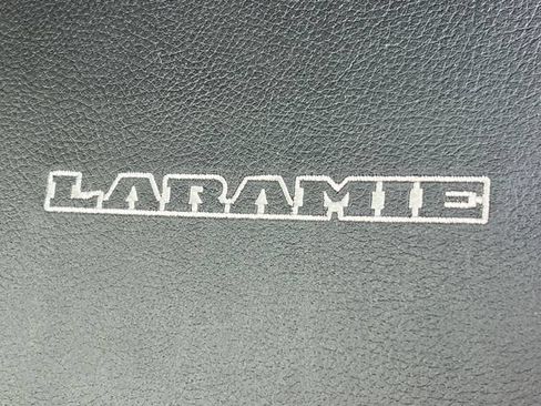 Used 2025 RAM 3500 Laramie AWD/4WD image 19