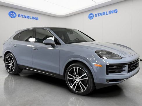 Used 2024 Porsche Cayenne Coupe AWD/4WD image 14