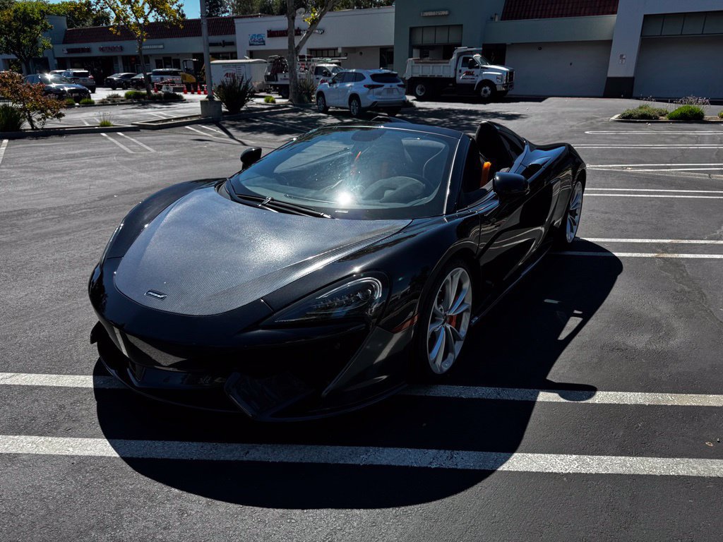 Used 2019 McLaren 570S Spider RWD image 32
