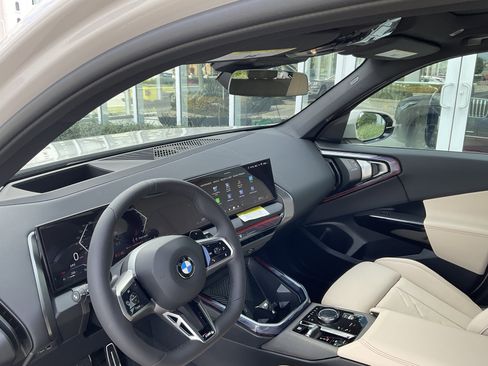 New 2026 BMW X3 xDrive30 w/ Premium Package image 9