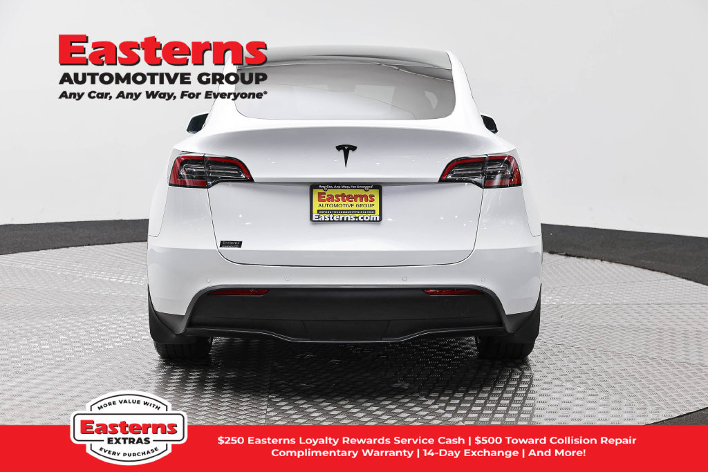 Used 2021 Tesla Model Y Long Range AWD/4WD image 7