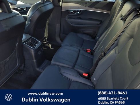 Used 2022 Volvo XC90 T8 Inscription w/ Advanced Package image 11