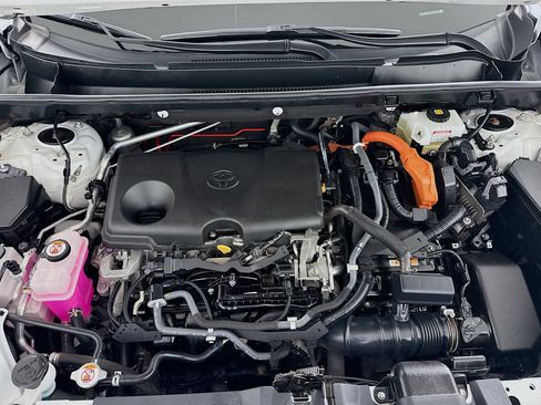 Certified 2020 Toyota RAV4 Limited AWD/4WD image 10