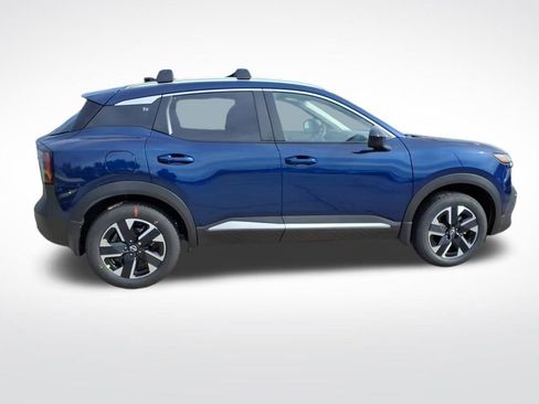 New 2026 Nissan Kicks SV w/ SV Premium Package image 8