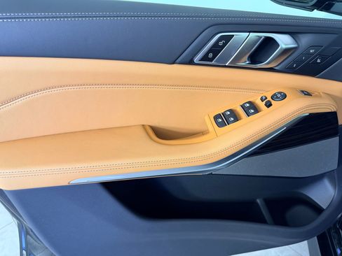 New 2026 BMW X5 xDrive40i w/ M Sport Package image 12