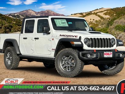 New 2025 Jeep Gladiator Mojave w/ Steel Bumper Group