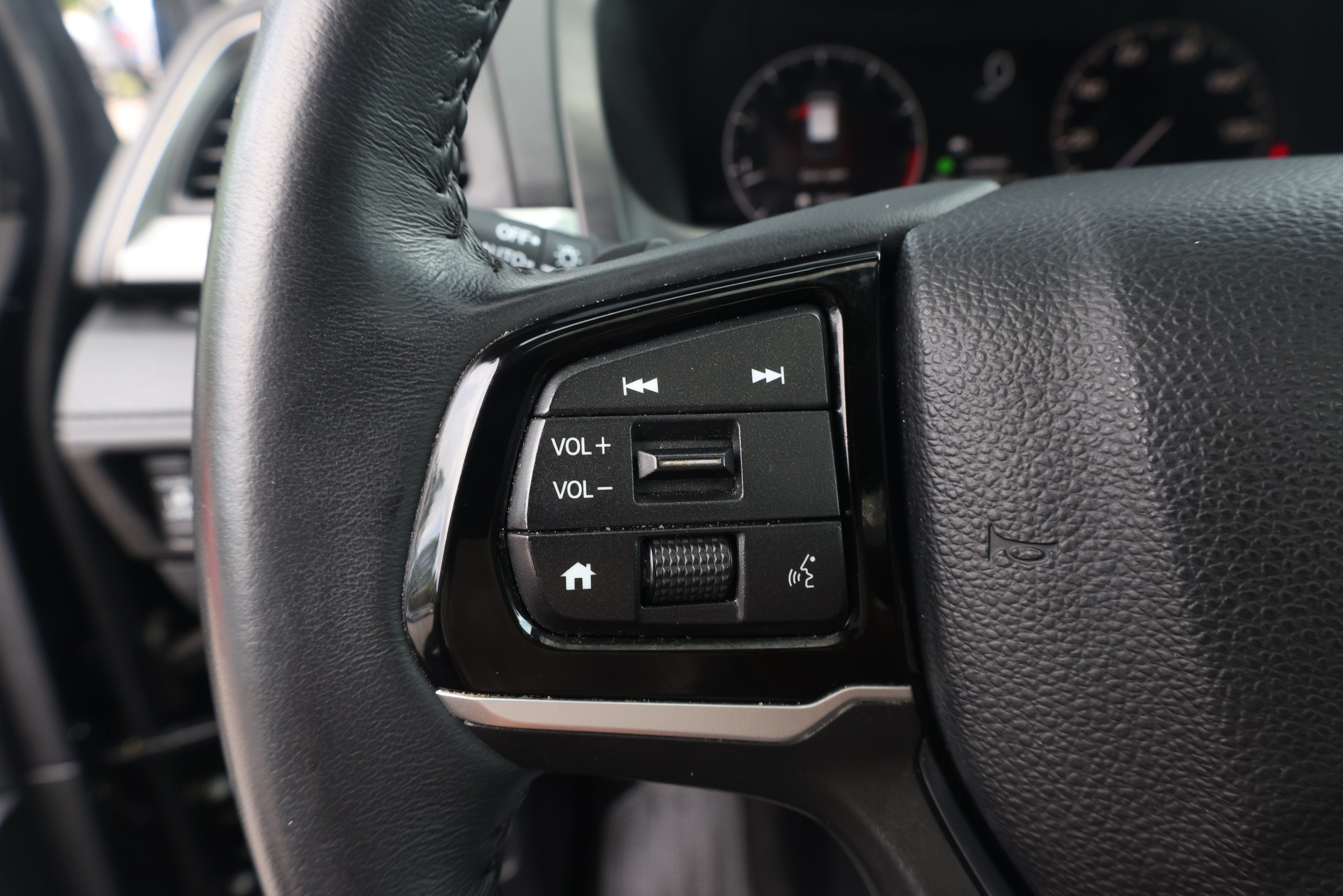 Used 2025 Honda Odyssey EX-L image 20