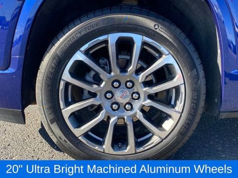 Used 2023 GMC Acadia Denali w/ Denali Ultimate Package image 25