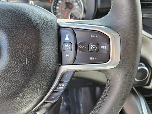 Used 2025 RAM 1500 Big Horn AWD/4WD image 23