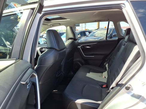 Certified 2020 Toyota RAV4 Limited AWD/4WD image 14