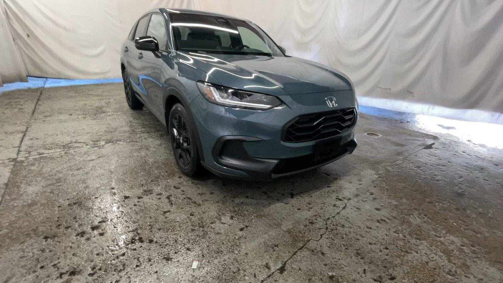 Certified 2024 Honda HR-V Sport image 1