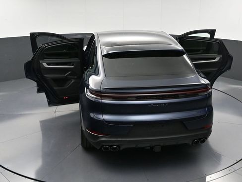 New 2026 Porsche Cayenne S image 36