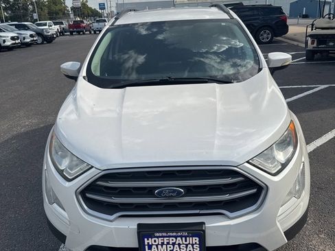 Used 2019 Ford EcoSport SE w/ SE Convenience Package image 4