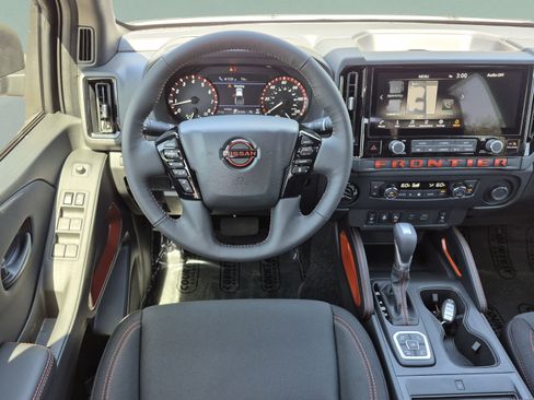 New 2026 Nissan Frontier PRO-4X w/ Pro-4x Convenience Package AWD/4WD image 20