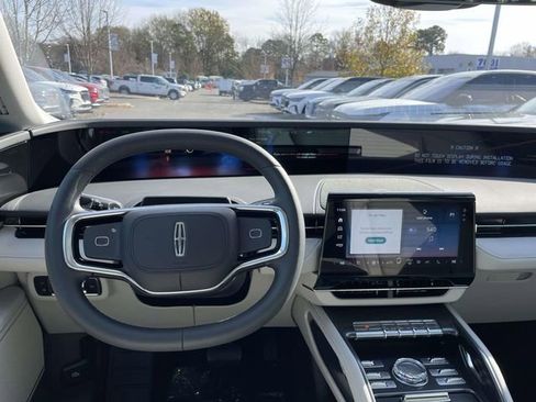 New 2026 Lincoln Nautilus Reserve image 7