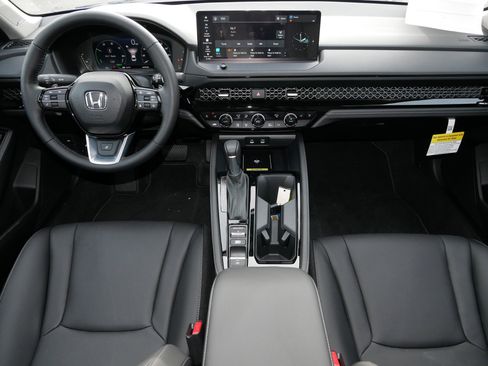 Certified 2025 Honda Accord Touring image 10