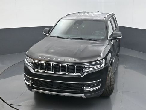 Used 2022 Jeep Wagoneer Series III w/ Flexible Seating Group image 42