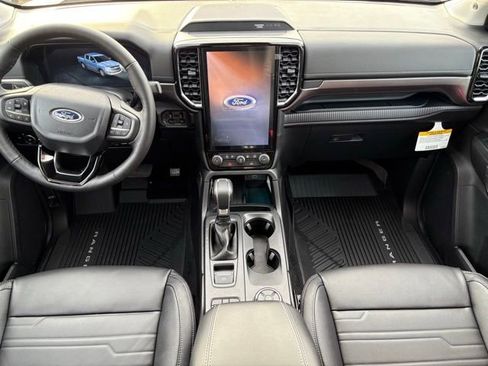 New 2025 Ford Ranger Lariat w/ FX4 Off-Road Package AWD/4WD image 23