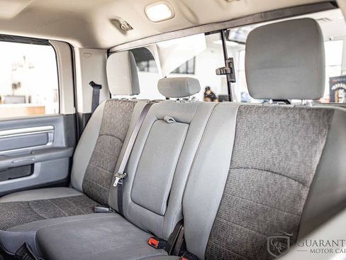 Used 2020 RAM 1500 Classic SLT w/ Luxury Group image 29