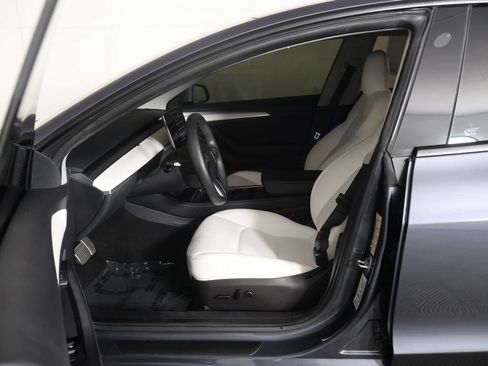 Used 2022 Tesla Model 3 Long Range AWD/4WD image 31
