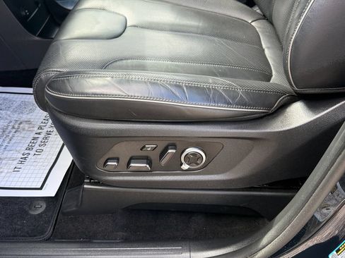 Used 2024 Hyundai Palisade Calligraphy AWD/4WD image 16