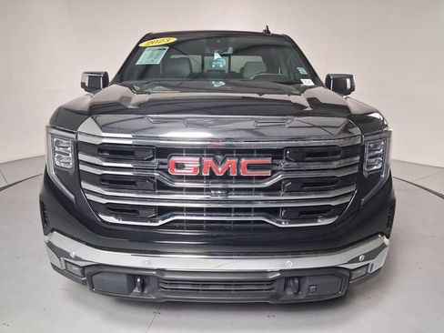 Used 2023 GMC Sierra 1500 SLT w/ SLT Premium Plus Package AWD/4WD image 8