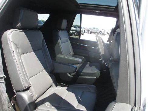 Used 2023 GMC Yukon Denali w/ Denali Reserve Package AWD/4WD image 26