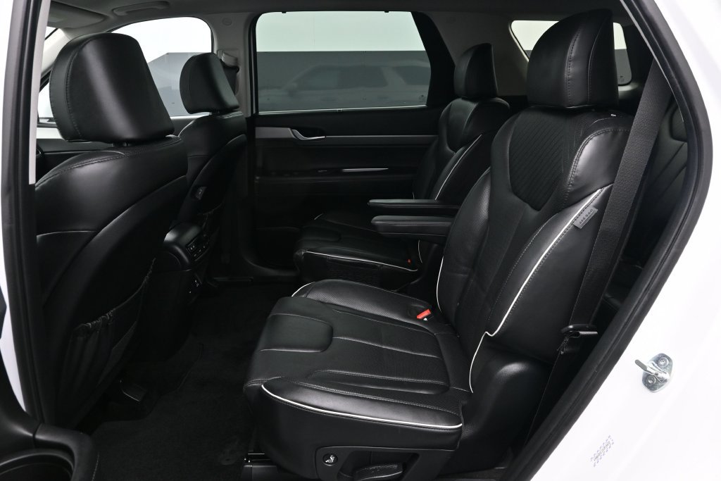 Certified 2025 Hyundai Palisade SEL AWD/4WD image 12