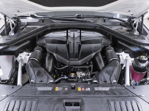 Used 2025 Genesis GV80 3.5T e-SC image 31