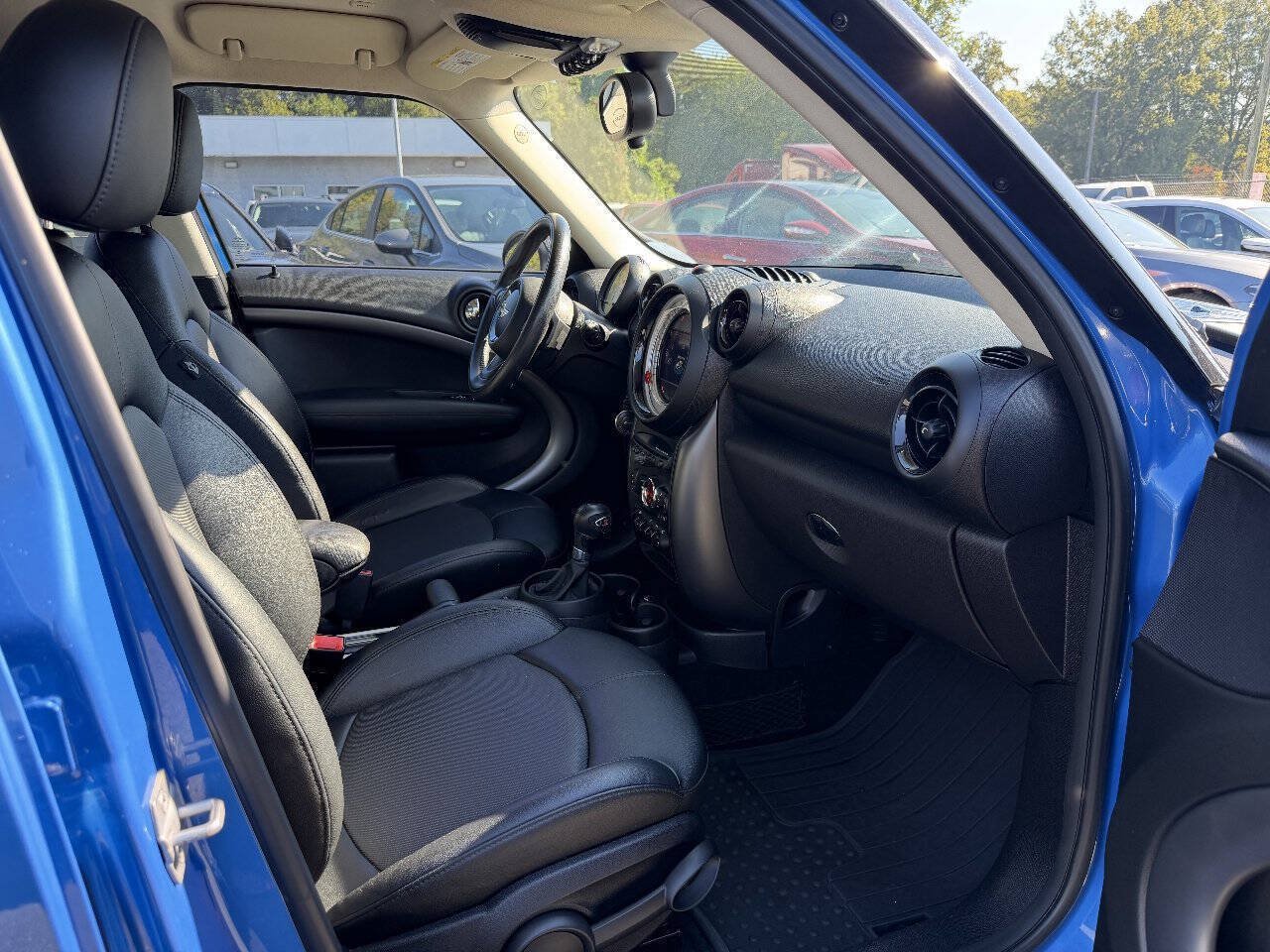 Used 2014 MINI Cooper Countryman S FWD image 12