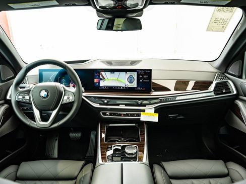 New 2026 BMW X5 xDrive40i AWD/4WD image 4