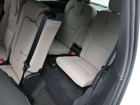 Used 2026 Volvo XC90 B6 Plus w/ Protection Package Premier image 24