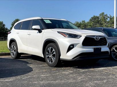 Used 2023 Toyota Highlander XLE