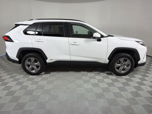 Used 2024 Toyota RAV4 LE image 6