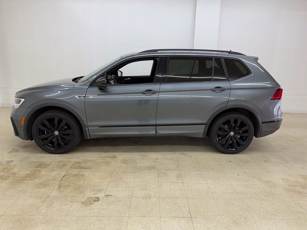 Used 2021 Volkswagen Tiguan SE R-Line FWD image 2