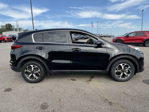 Used 2021 Kia Sportage LX image 6