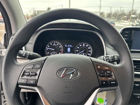Used 2019 Hyundai Tucson SE image 16