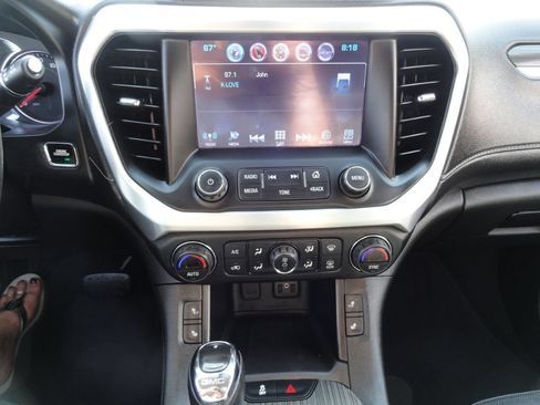 Used 2019 GMC Acadia SLT FWD image 21