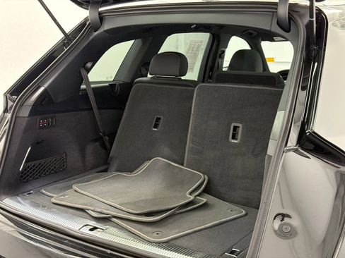Used 2025 Audi Q7 3.0T Premium Plus AWD/4WD image 8