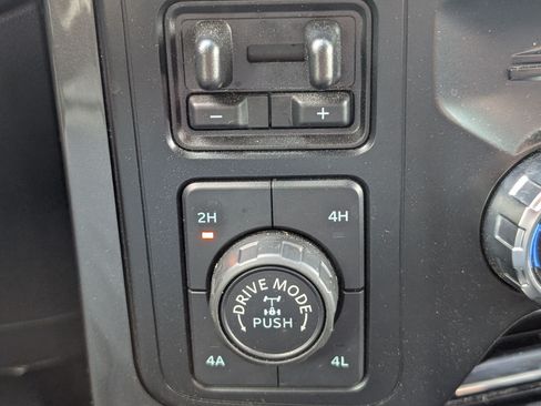 Used 2023 Ford F150 Lariat w/ Equipment Group 502A High AWD/4WD image 25