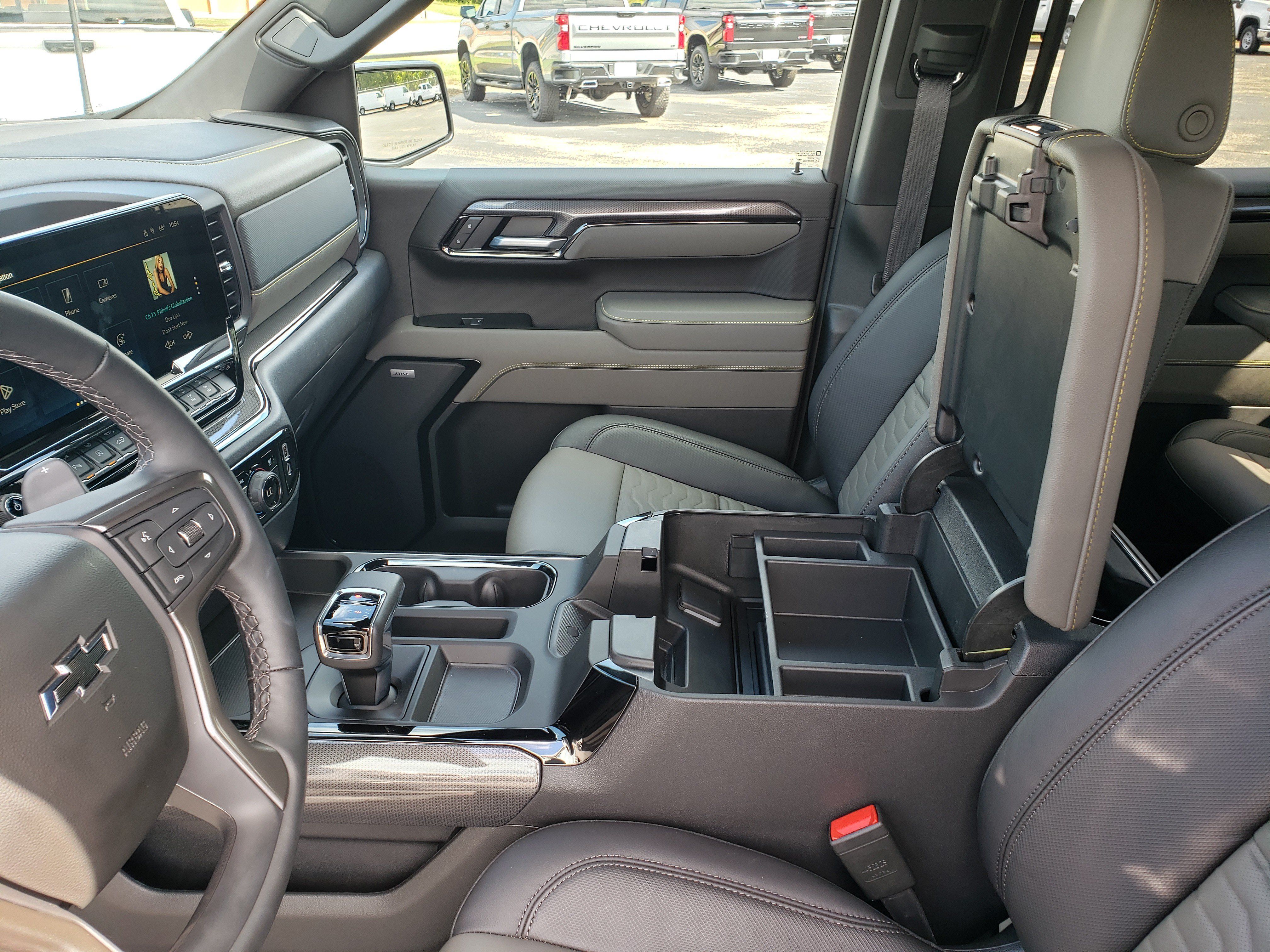 Used 2026 Chevrolet Silverado 1500 ZR2 w/ LPO, Dark Essentials Package AWD/4WD image 26